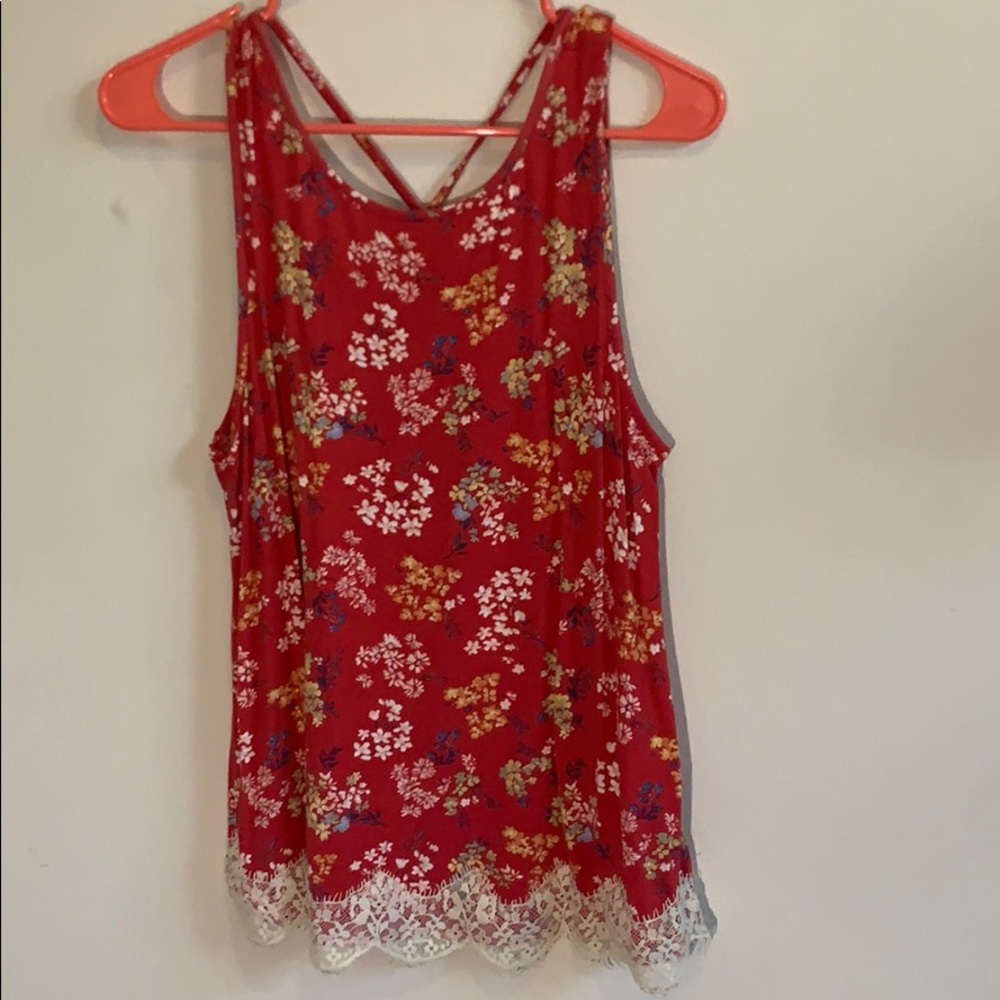 Red scoop neck tank top